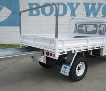 Cooks Aluminium & Steel Trays 2